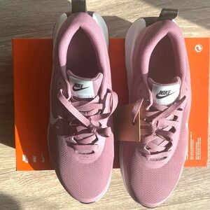 NIB Nike Promina Women's plum Dust Sneakers size 11